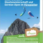Paragleiter bei der österreichischen Staatsmeisterschaft über dem Hausberg in Werfenweng vor blauem Himmel und Bergkulisse