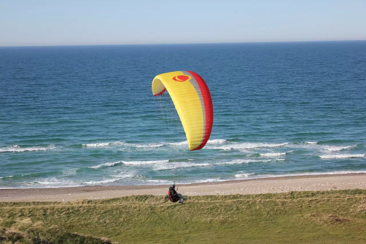 Paragleiten in Dänemark (Foto: Austriafly)